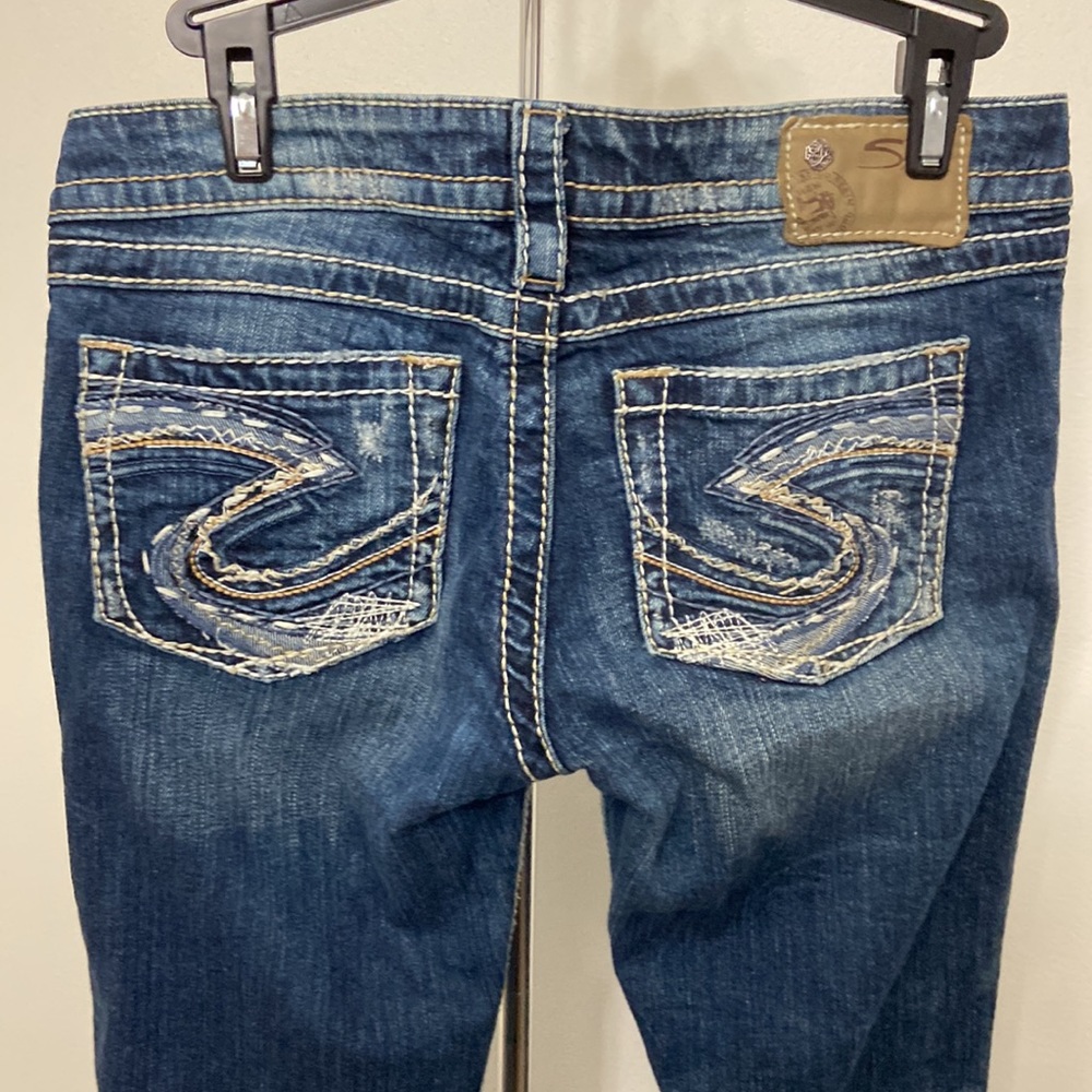 Silver jeans Twisted Flare/Boot Cut Style Sz 27 with 30” inseam - stretch